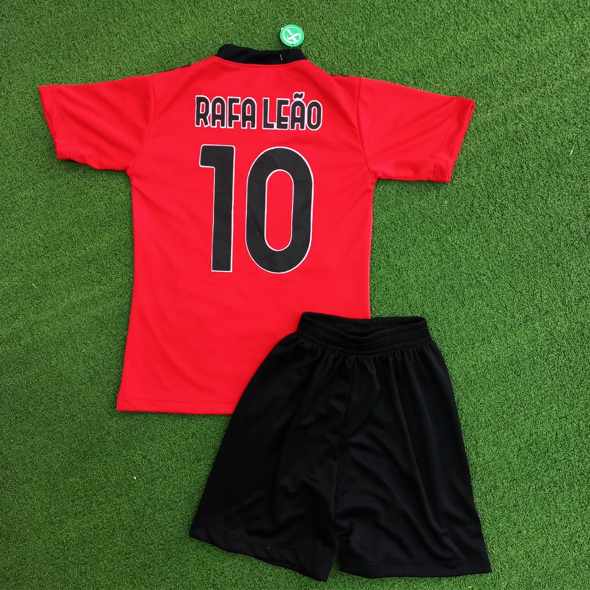 پیراهن شورت بچگانه اول آث میلان لیائو  Ac Milan 2023-24 Home