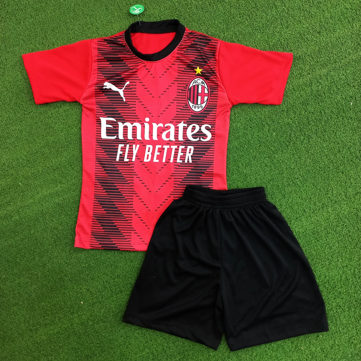 پیراهن شورت بچگانه اول آث میلان لیائو  Ac Milan 2023-24 Home