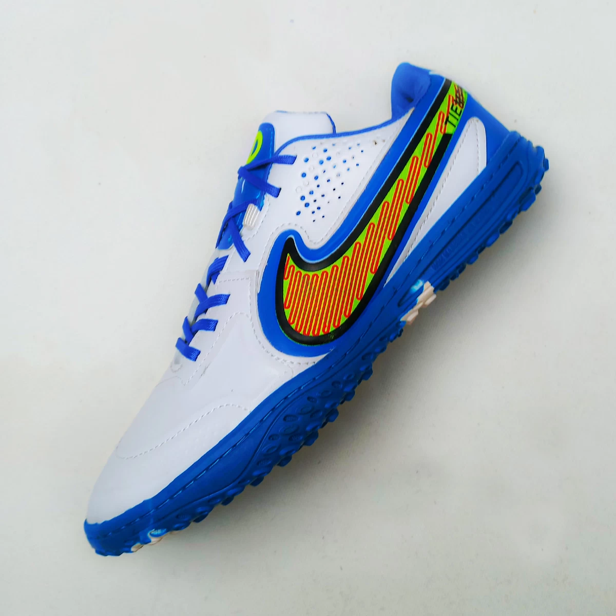 کفش چمن مصنوعی نایک تمپو چرم طبیعی  Nike Tiempo legend 9 White Blue