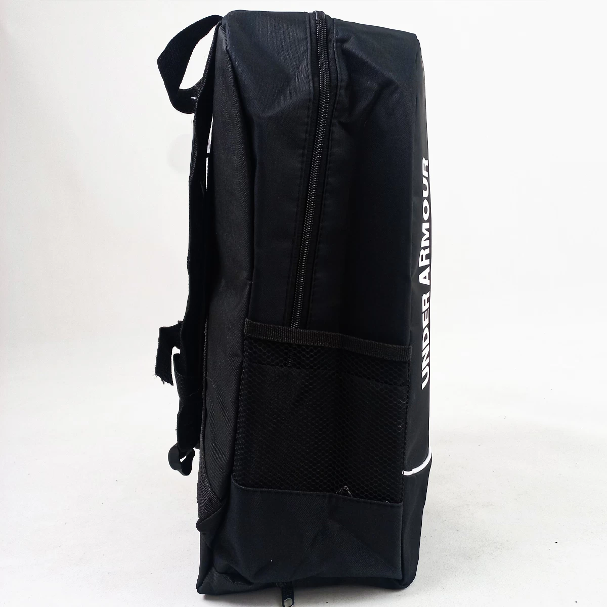 کوله پشتی جا کفشی دار 18 لیتری مدل Under Armour
