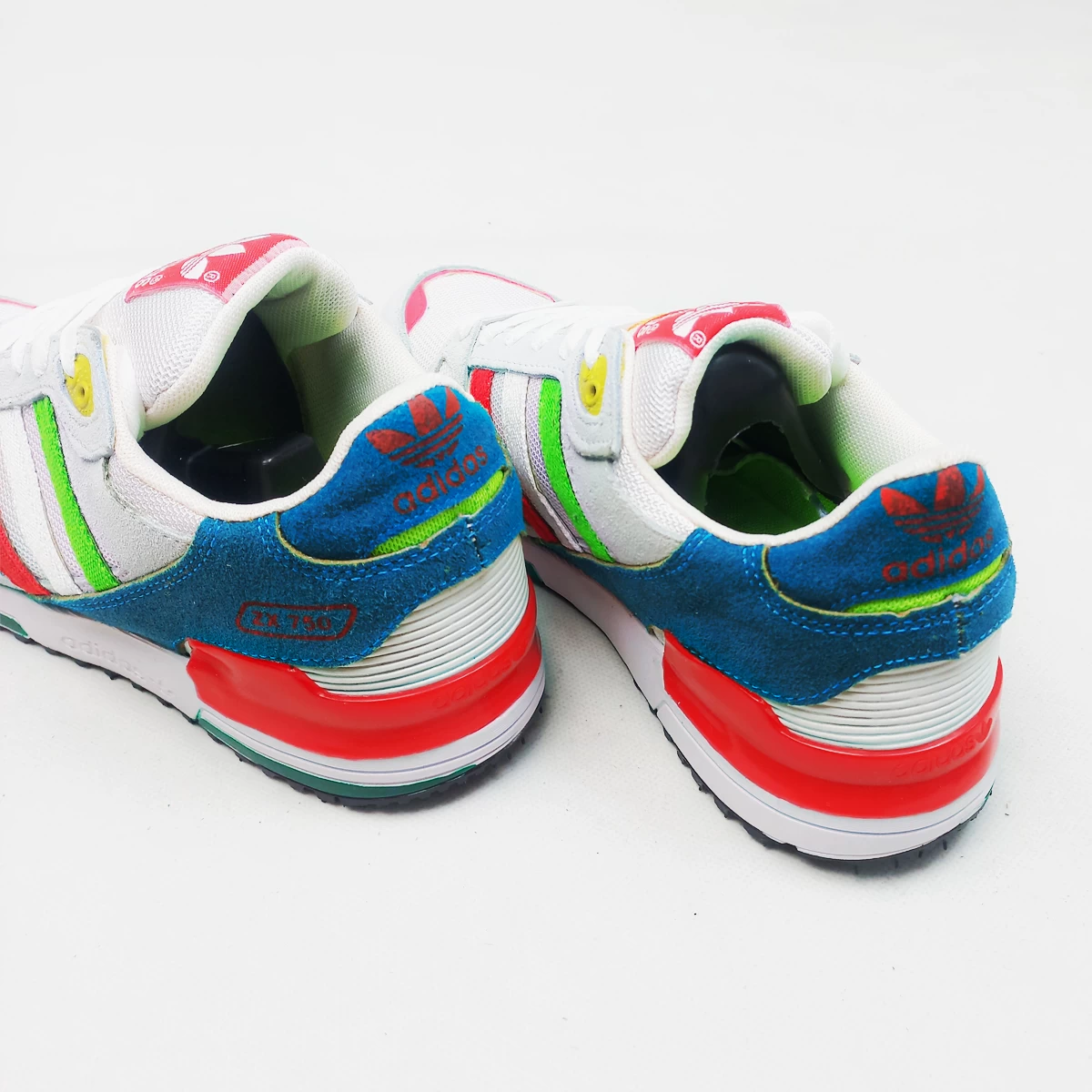 کتانی آدیداس زد ایکس  Adidas ZX 750 Gray Red Blue