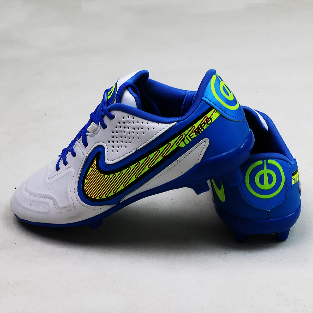 کفش فوتبال نایک تمپو Nike Tiempo  White Blue