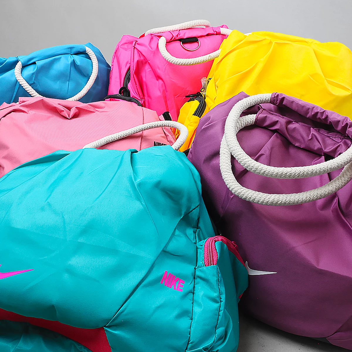 ساک کوله شو دسته کنفی  Nike