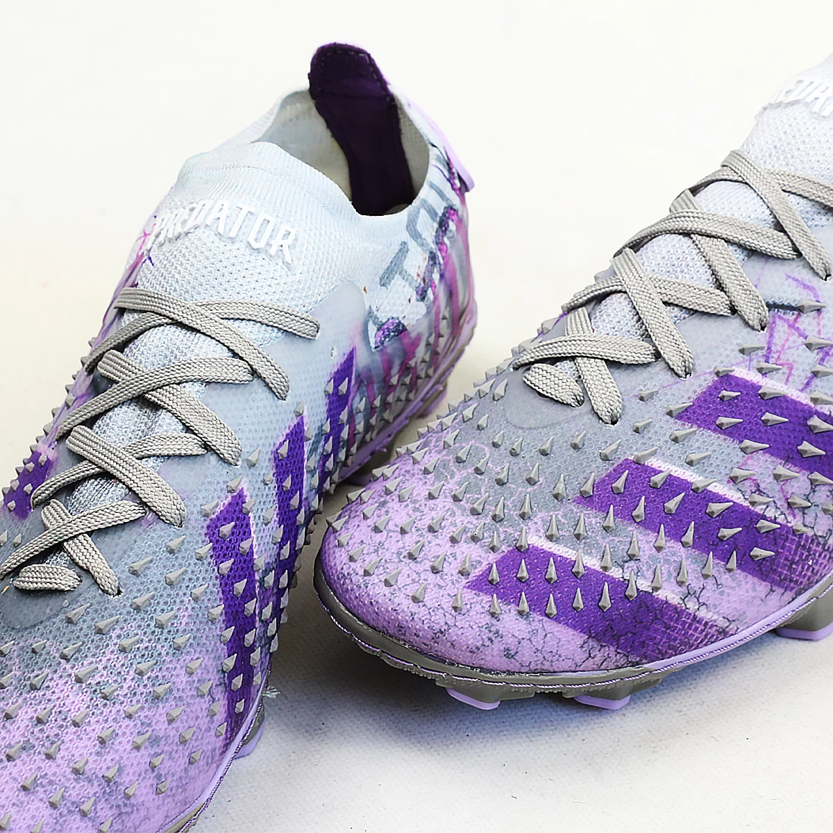 کفش فوتبال آدیداس پردیتور Adidas Predator purple Gray