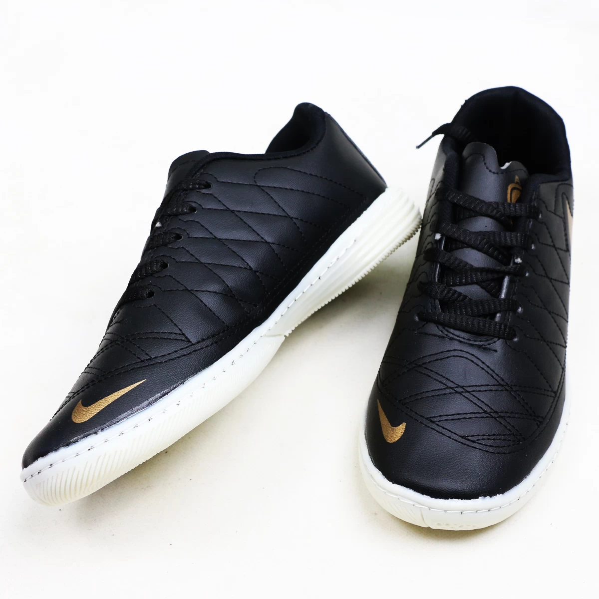 کفش فوتسال نایک مجیستا Nike Magista Black White
