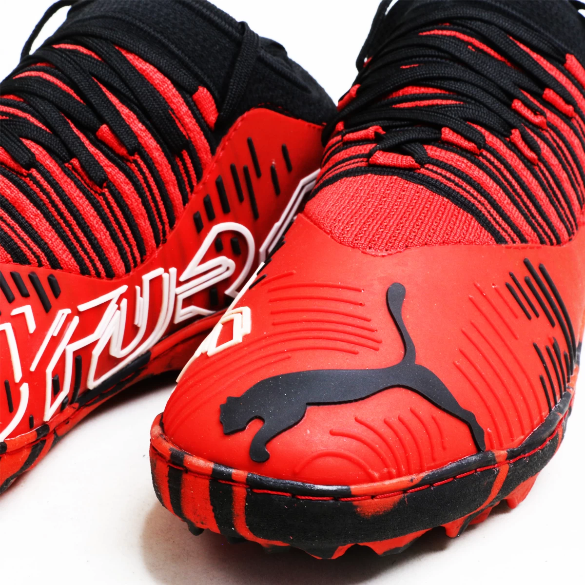 کفش چمن مصنوعی پوما فیوچر Puma Future red