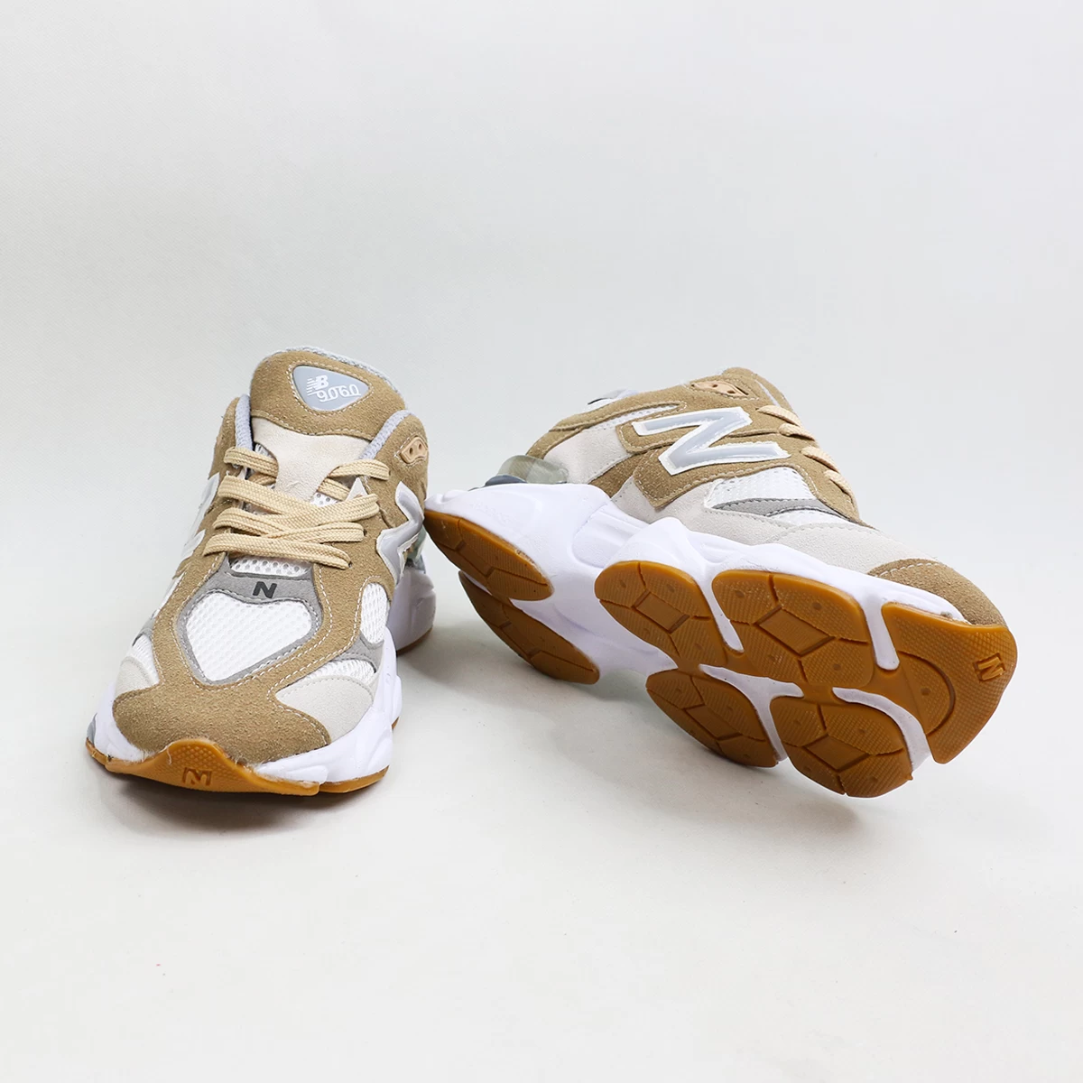 کتانی نیوبالانس مردانه New Balance 9060