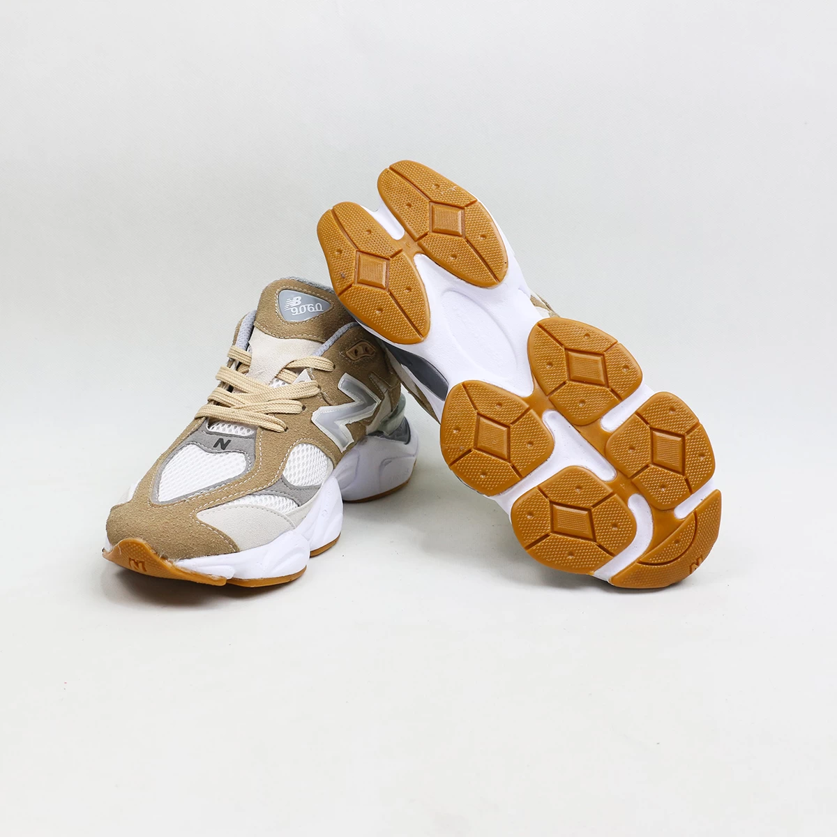 کتانی نیوبالانس مردانه New Balance 9060