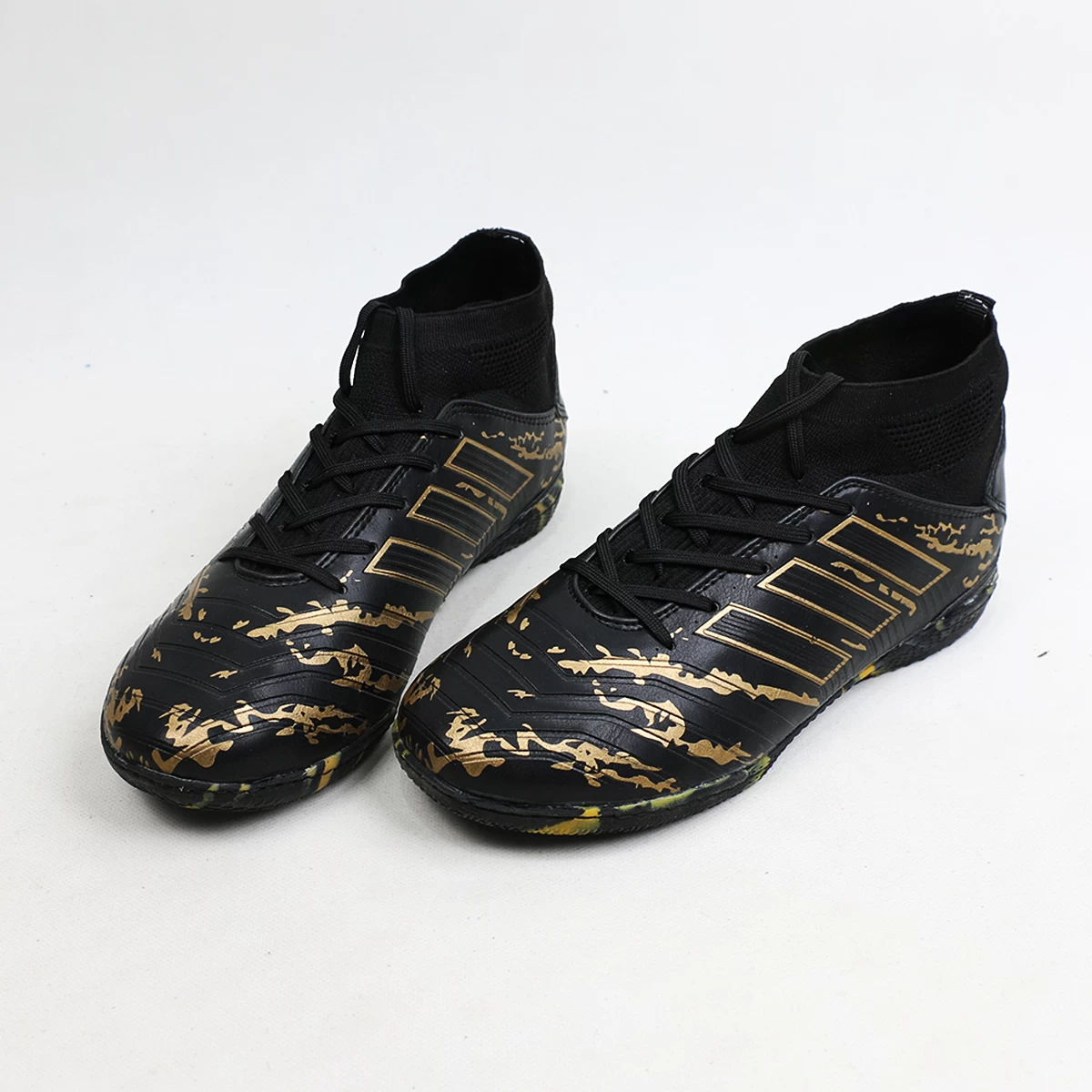 کفش فوتسال ادیداس ماتادور مشکی طلایی Adidas