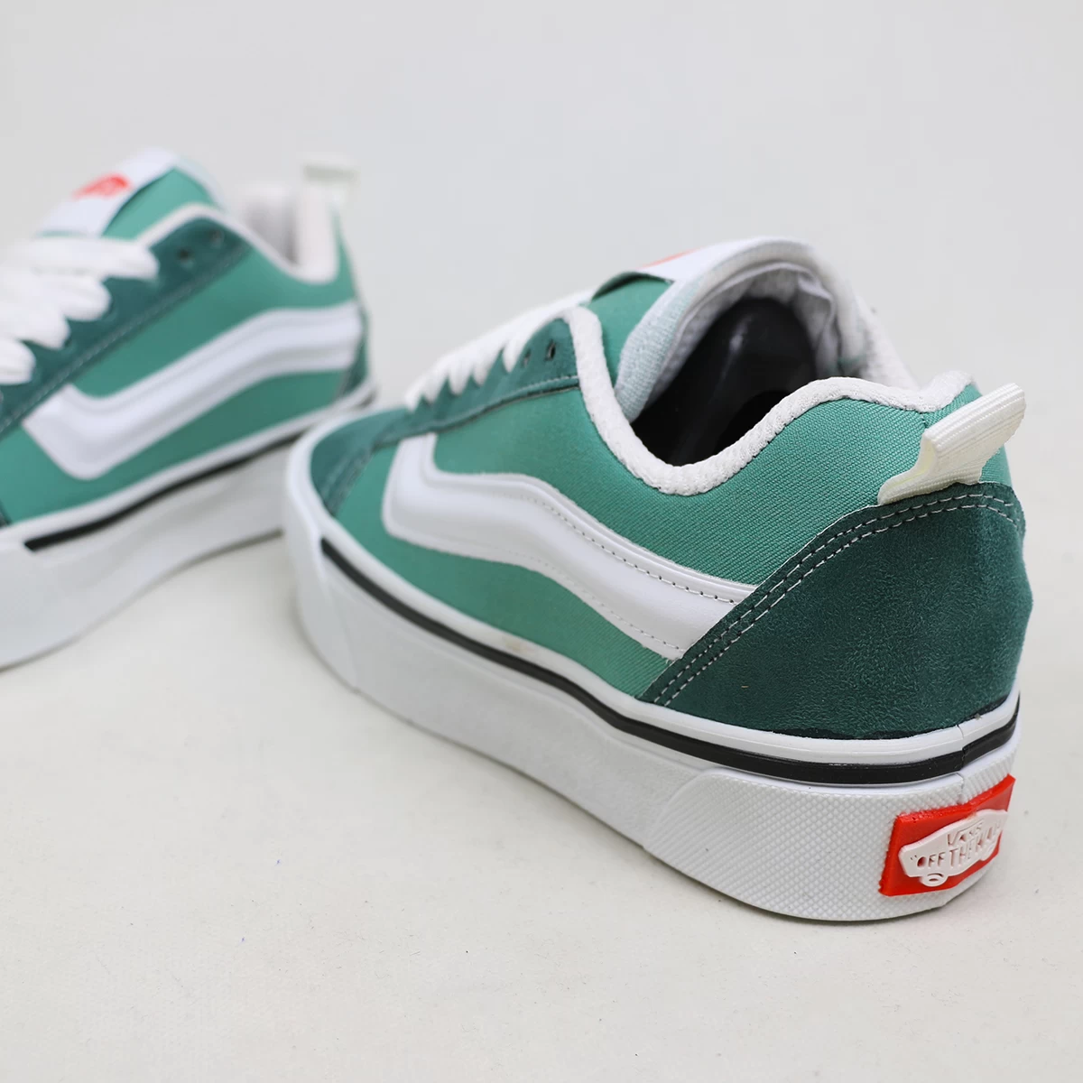 کتانی ونس سفید سبز  Vans Green White
