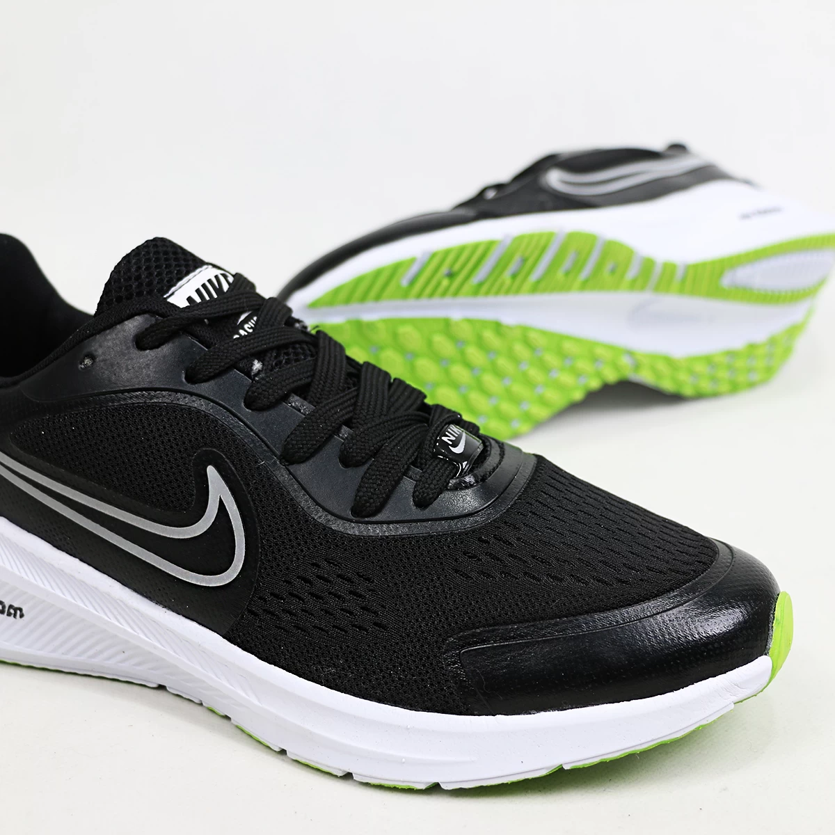 کتانی نایک زوم مشکی سبز Nike Zoom X Black