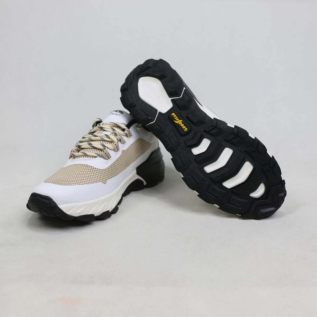 کتانی اسکیچرز کرمی SKECHERS MAX PROTECT