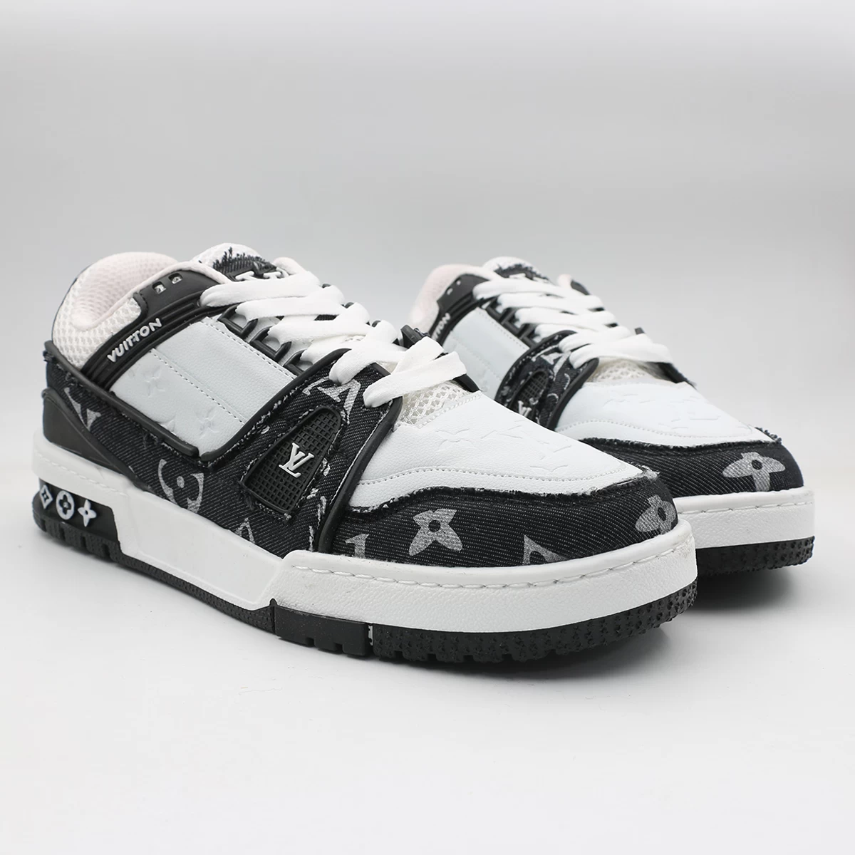 کتانی لویی ویتون Louis Vuitton Black White