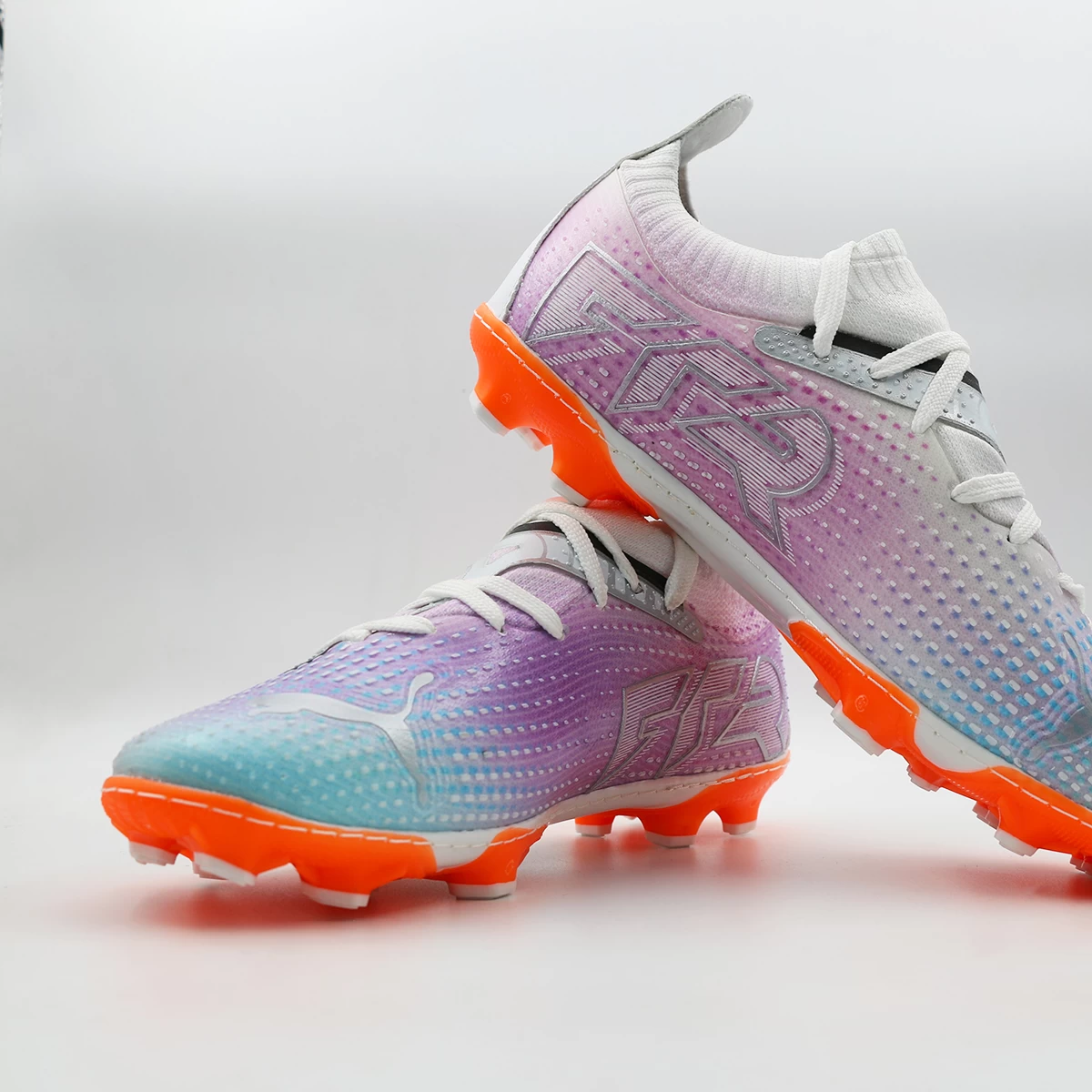 کفش فوتبال پوما فیوچر سفید نارنجی Puma Future