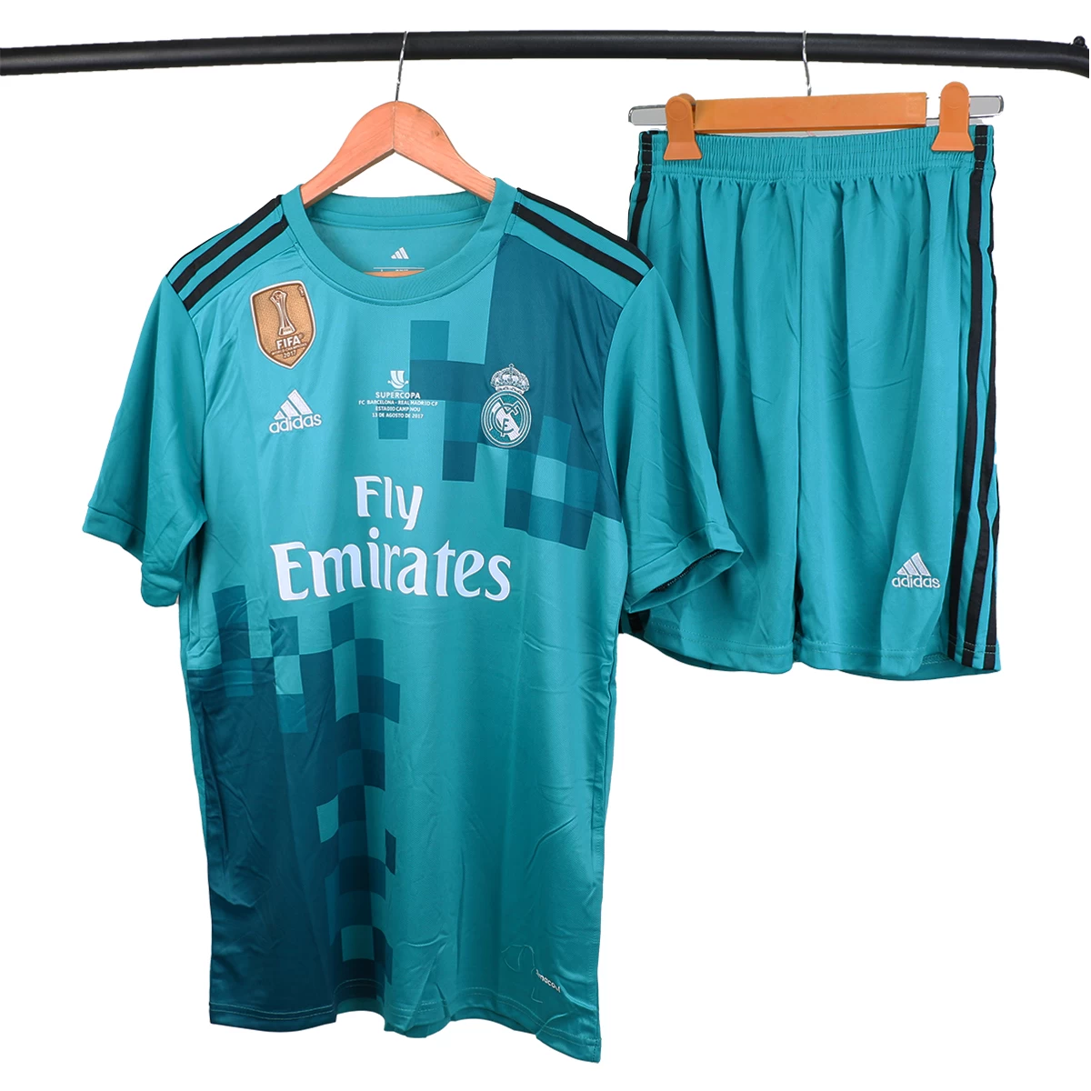 لباس شورت کلاسیک رئال مادرید Real Madrid 2017