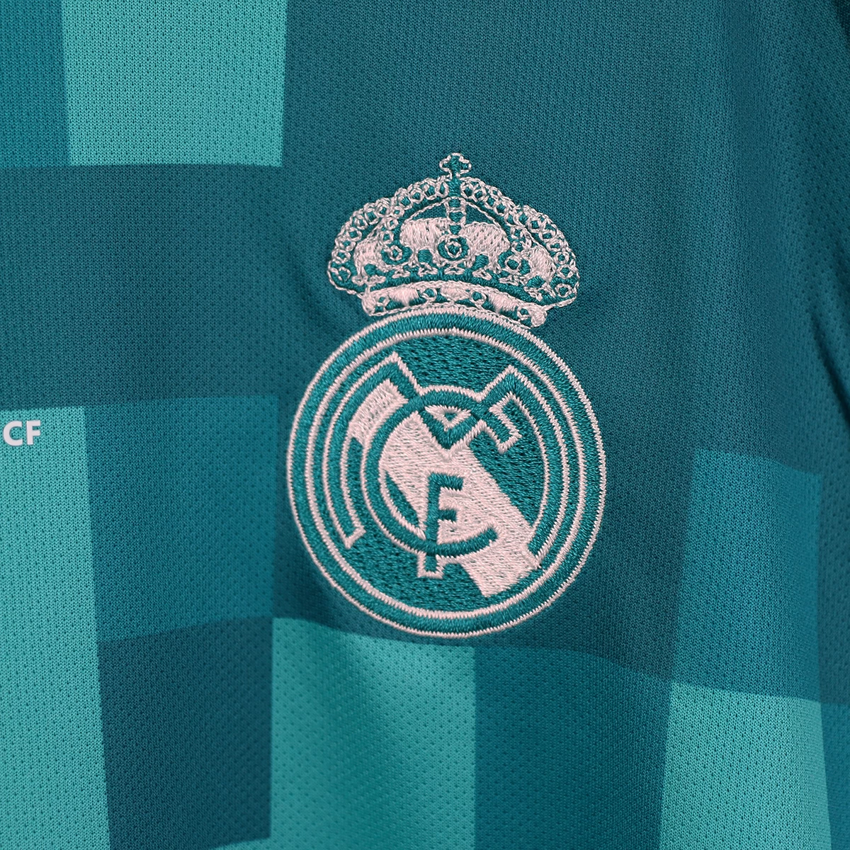 لباس شورت کلاسیک رئال مادرید Real Madrid 2017