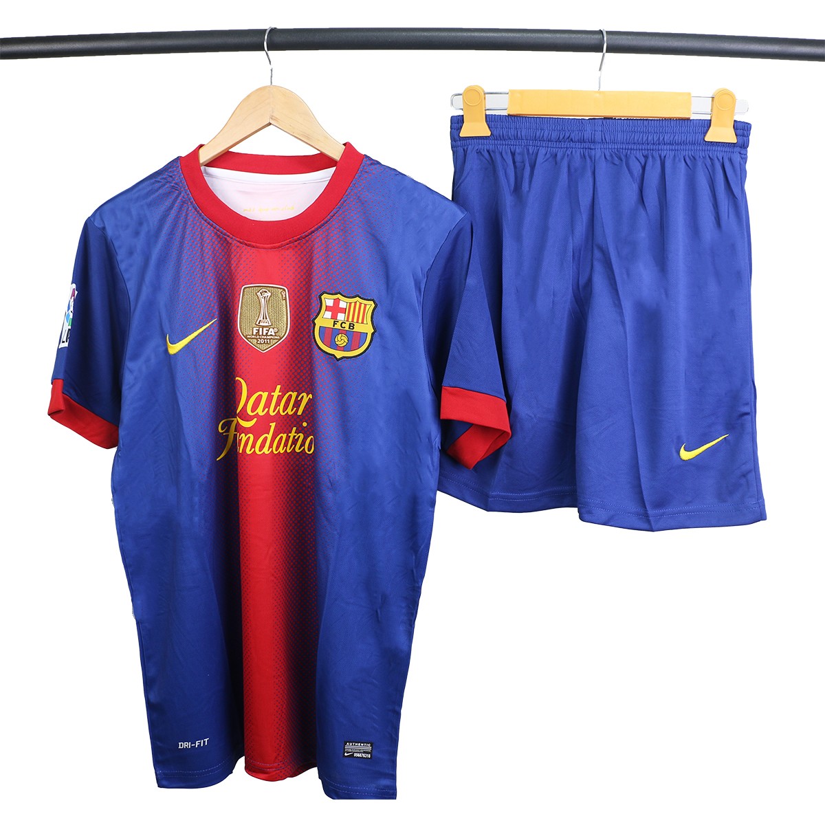 لباس شورت اول بارسلونا نوستالژی Barcelona Home Kit 2012-13