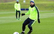 Sergio Aguero و David Silva در حال تست کفش جدید پوما وان